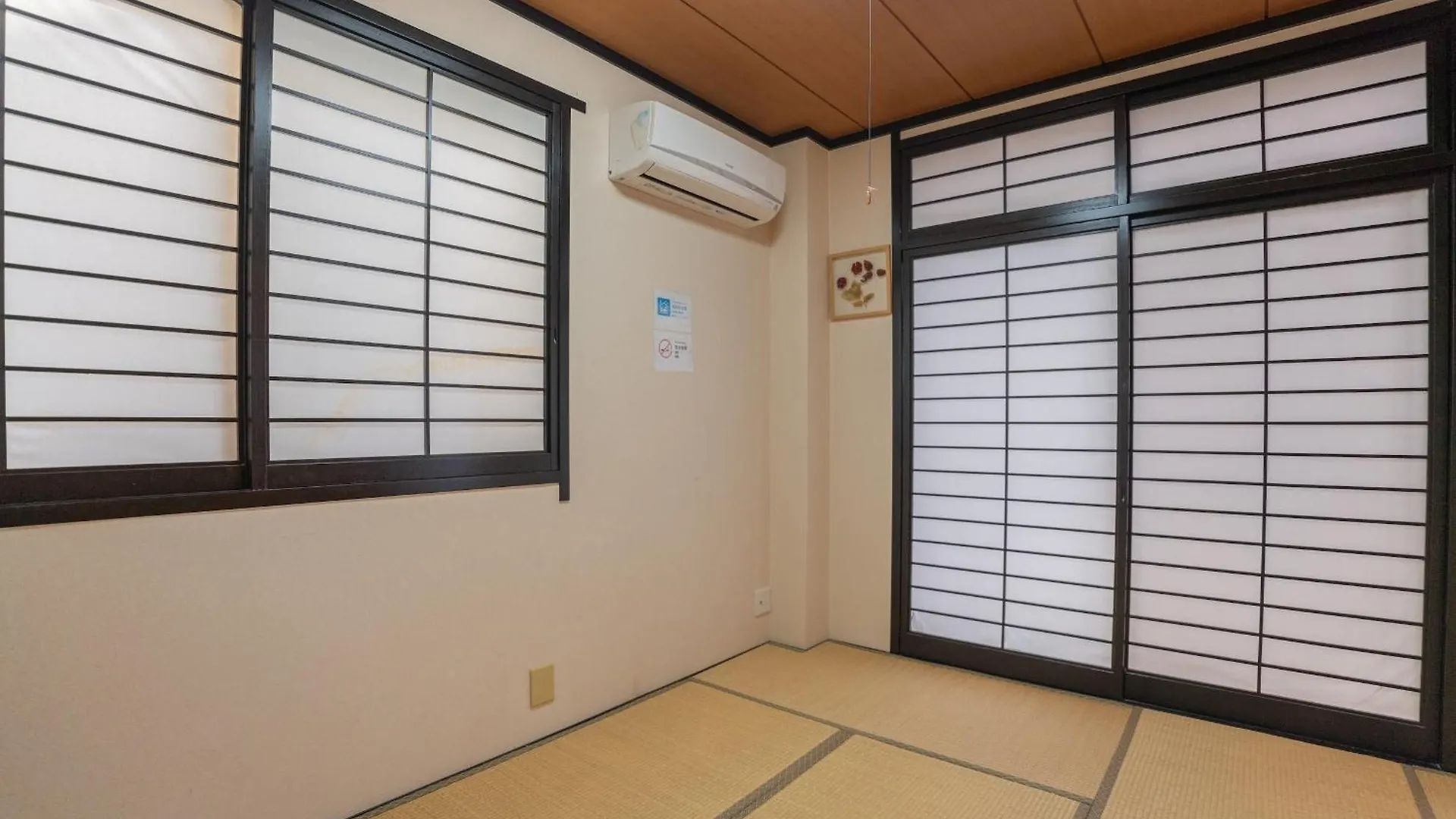 住吉メリー4階建戸建て 最大14人まで! 住吉大社徒歩圏内 梅田奈良関空まで直行 Villa Osaka